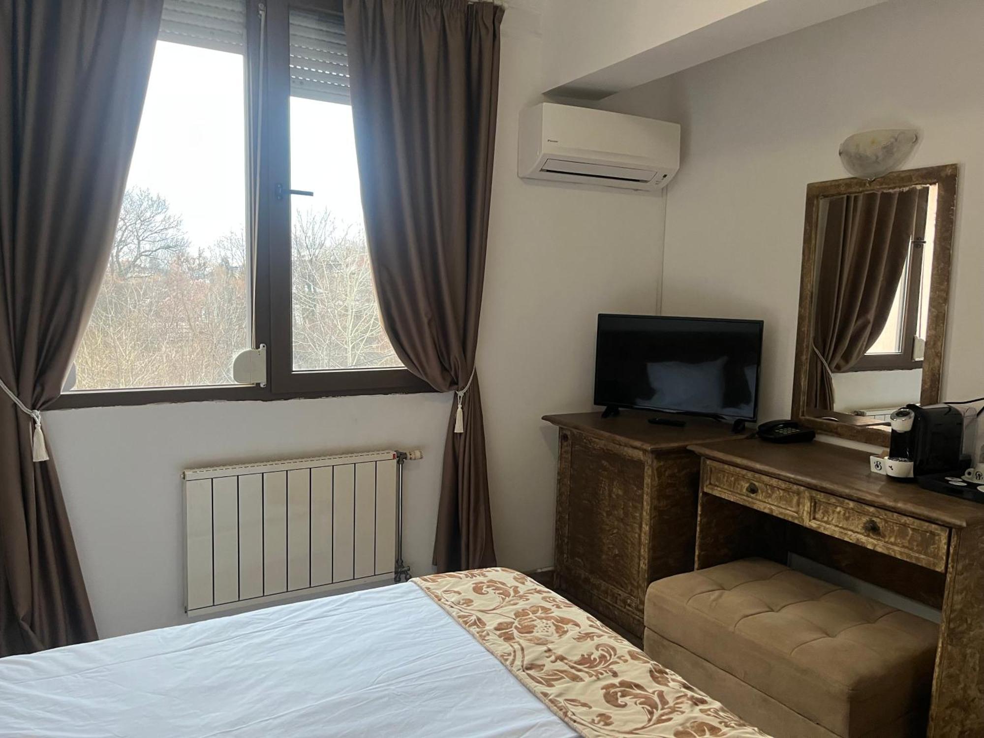 Andesite Boutique Residence Hotel 소피아 외부 사진